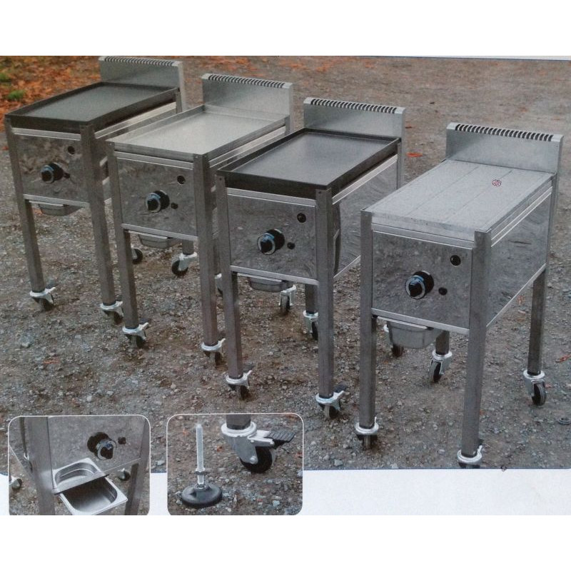 BARBECUE A GAS IN ACCIAIO INOX CM. 40X64 CON CARRELLO